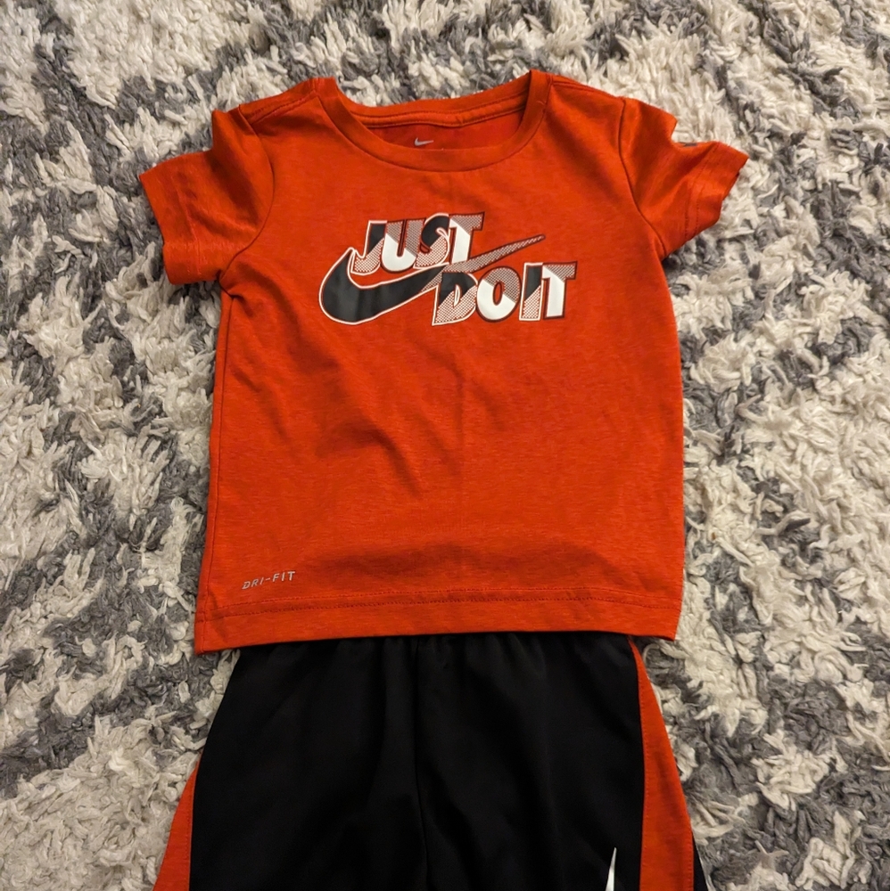 3t Nike set